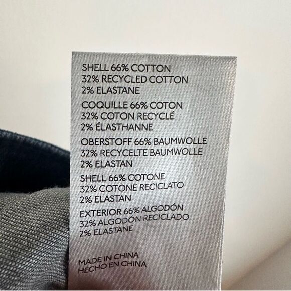 Anthropologie Pilcro Low-Rise Dark Wash Boho Style Flare Jeans Size 28 NWT - Picture 13 of 13